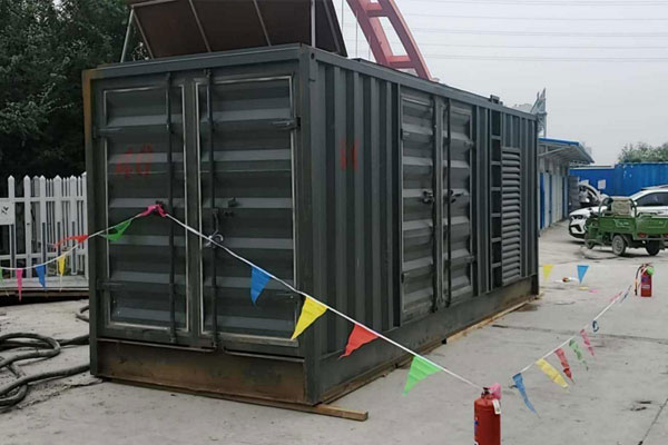 利通发电机租赁空气滤清器多久更换一次？